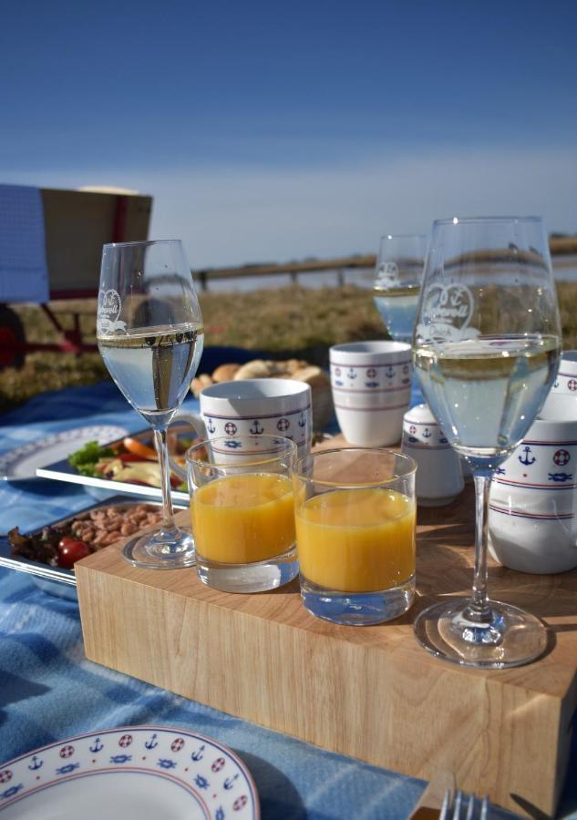 Liebevoll Hinterm Deich - Ferienwohnungen Lehe  Extérieur photo