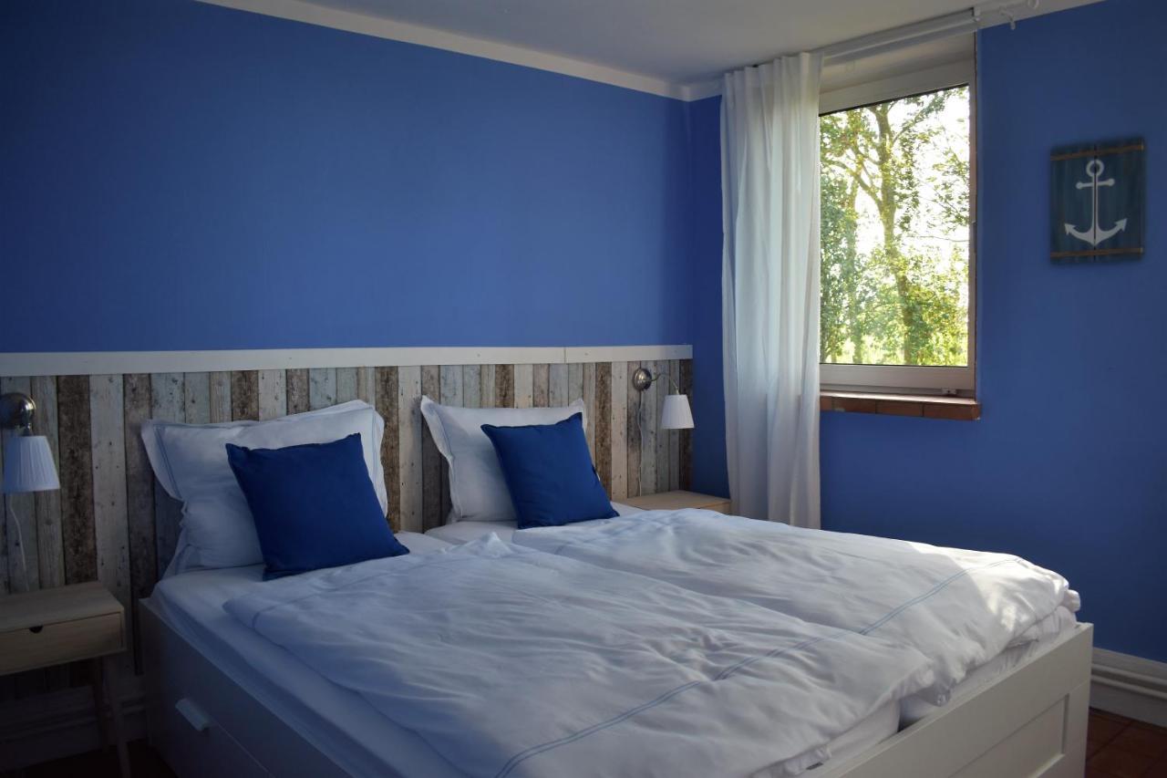 Liebevoll Hinterm Deich - Ferienwohnungen Lehe  Extérieur photo